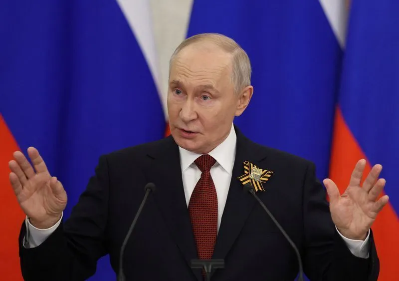 Putin assina decreto que permite ao Kremlin assumir controle de infraestruturas atacadas pela Ucrânia