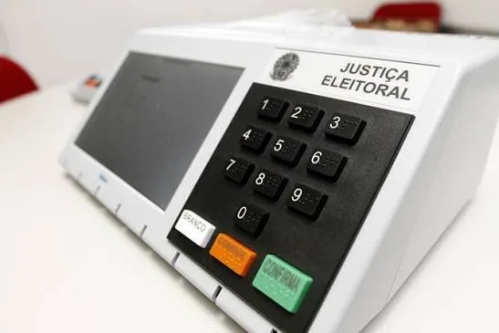Estabilidade nas pesquisas eleitorais deve fazer eleitor indeciso decidir a disputa