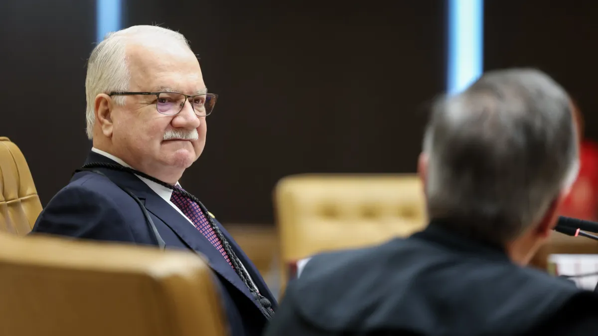Fachin avalia antecipar voto para acelerar sessão que pode investigar Moraes