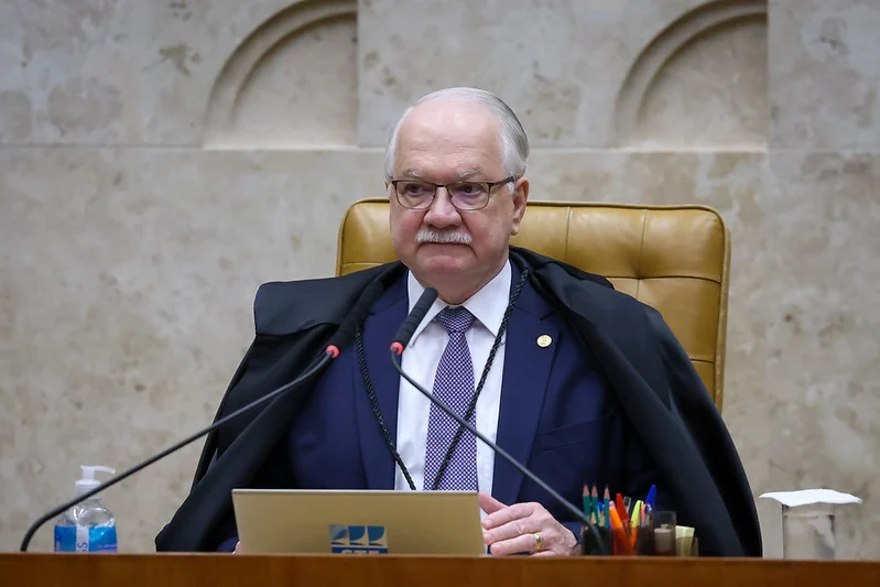 Fachin dá 5 dias para PGR analisar pedidos pendentes nos casos Master e INSS