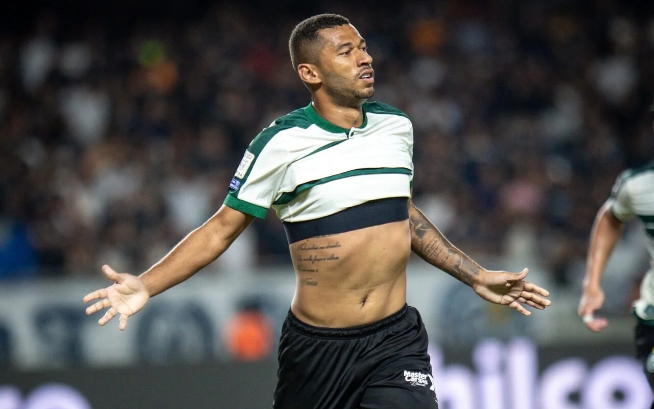 Coritiba vira sobre o Remo nos acréscimos e vence por 3 a 2 pela Série B